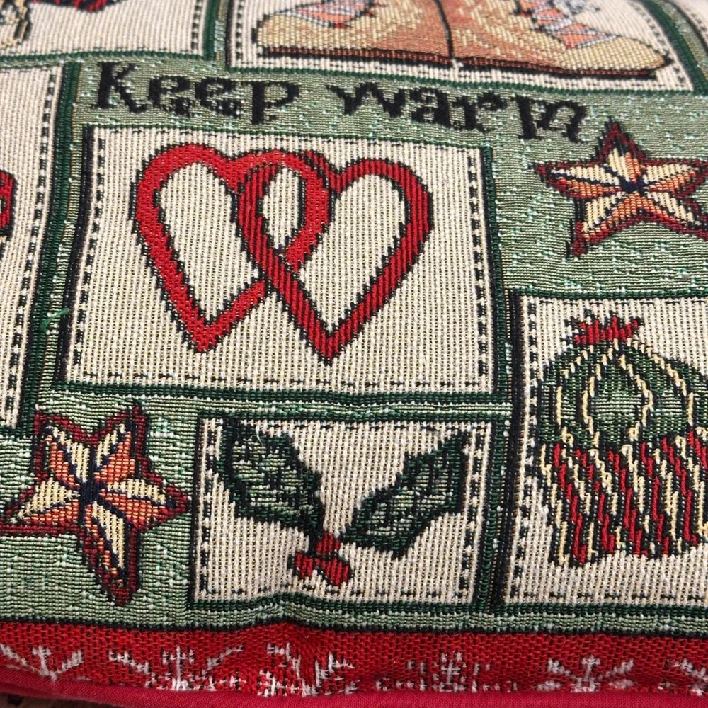 Keep Warm Cozy Tapestry Pillow‎ Cabin Winter Vibes Vintage Winter Decor